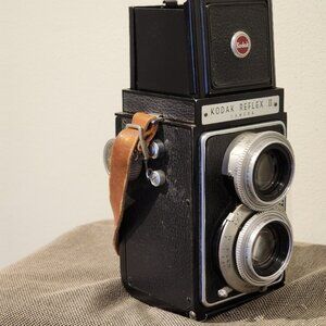 Kodak Reflex II TLR Camera, Case & Lens Cap - Vintage Film Photography